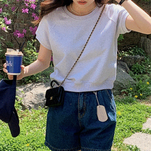 Short Sweatshirt